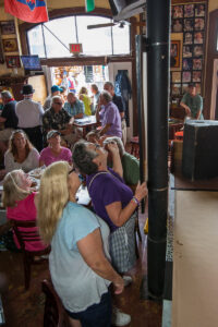 Web sloppy joes 80th birthday key west photo johnny w23