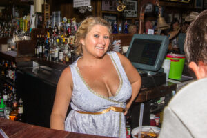 Web toga costume contest sloppy joes bar key west ©johnny white 2019 milezerokeywest. Com 6379