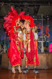 Web toga costume contest sloppy joes bar key west ©johnny white 2019 milezerokeywest. Com 6485