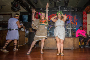 Web toga costume contest sloppy joes bar key west ©johnny white 2019 milezerokeywest. Com 6529